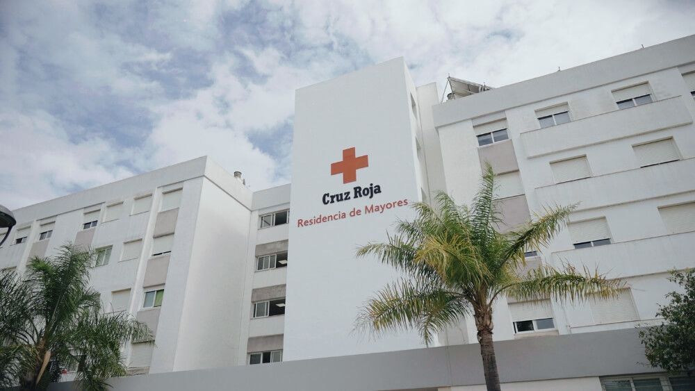 Universalidad en Cruz Roja Residencia de Mayores de Cruz Roja en San Fernando como parte de la red global de Cruz Roja